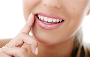 Clareamento Dental: Dicas para um Sorriso Brilhante e Saudável